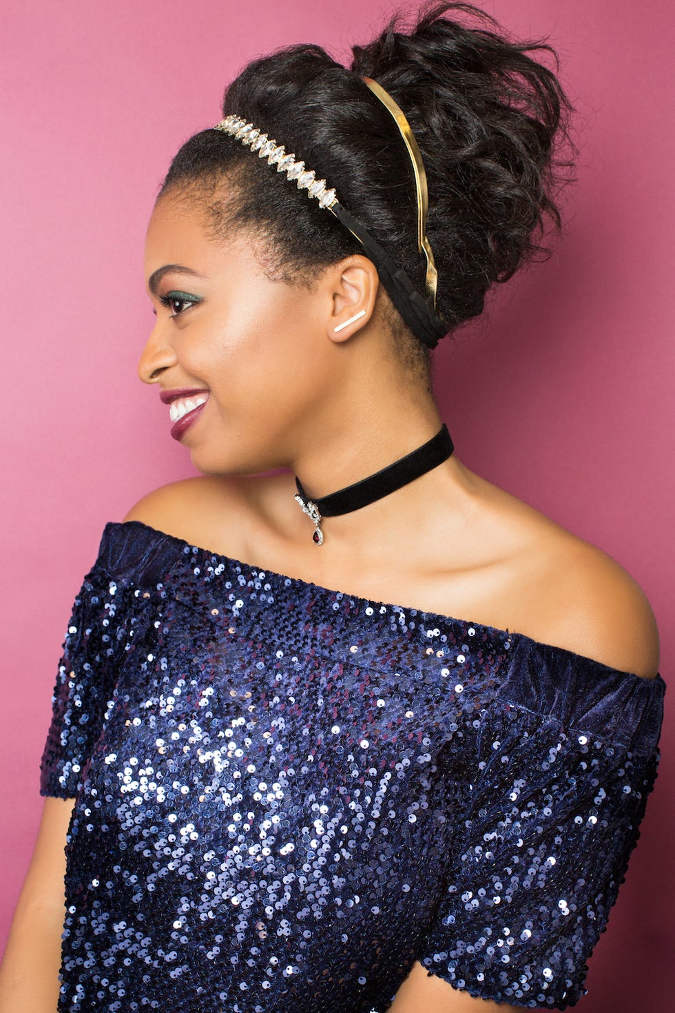 How to Wear Chokers In Your Hair - Choker Hairstyles How to Wear Chokers In Your Hair - Choker Hairstyles