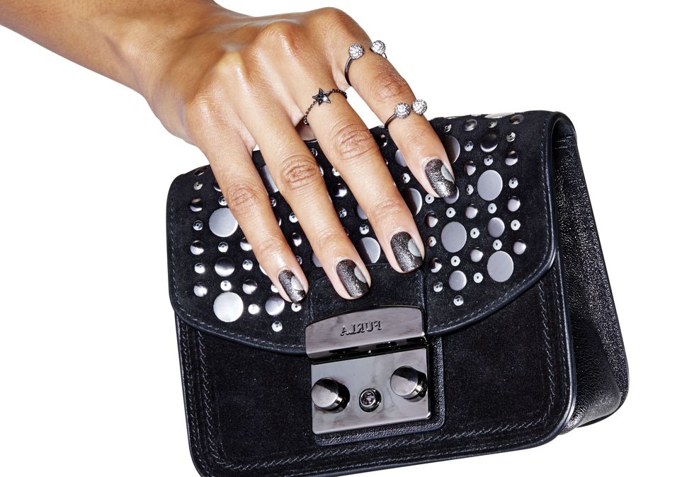 Bag, Finger, Hand, Handbag, Nail, Fashion accessory, Nail care, Design, Manicure, Material property, 
