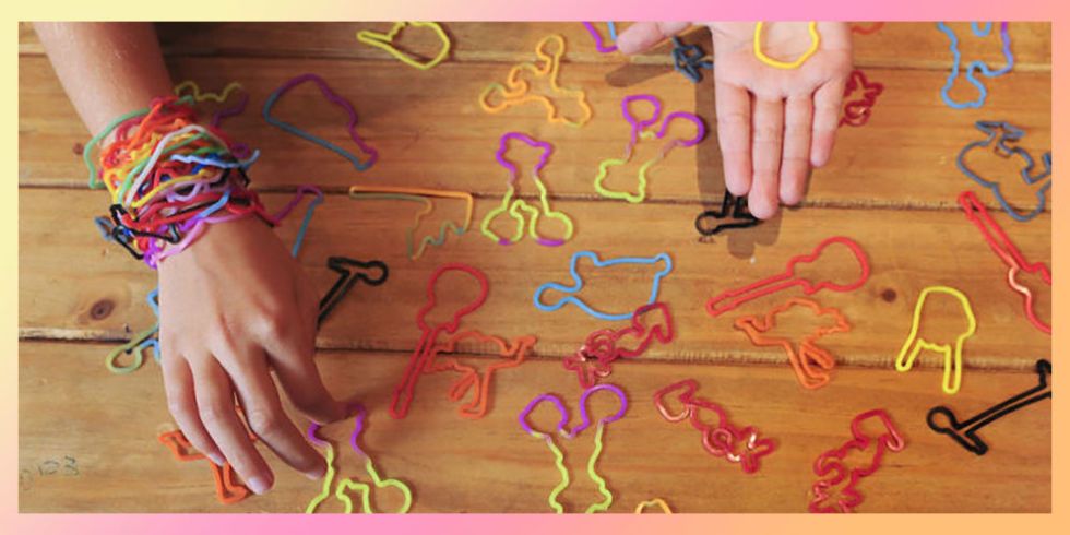 13 Things Everyone Who Was Obsessed With Silly Bandz Will Remember