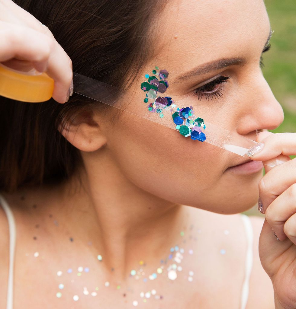 13 Essential Glitter Hacks for Girls Who Are Actually Unicorns Inside