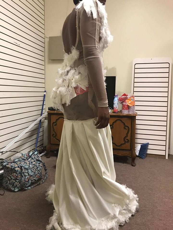 This Prom Dress Fail Is So Horrendous, the Girl Who Bought It