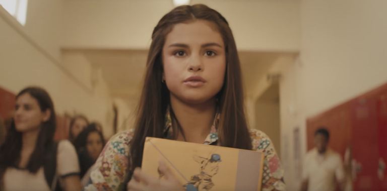 Selena Gomez Crushes On a Girl in Selena Gomez Crushes On a Girl in