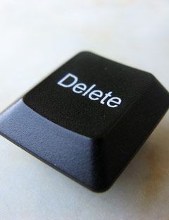 a solitary delete button