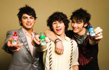 Interview With Jonas Brothers Baby Bottle Pop Invasion Tour