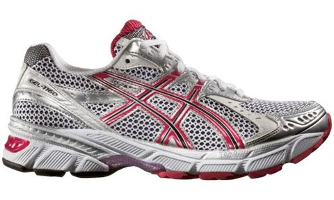 Product, Athletic shoe, Red, Sportswear, White, Line, Running shoe, Pattern, Sneakers, Light, 