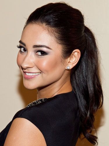 headshot of shay mitchell from pretty little liars
