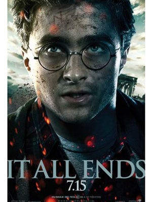 Harry Potter And The Deathly Hallows 2 Harry Potter Movie Trailer Harry Potter And The Deathly Hallows 2 Harry Potter Movie Trailer