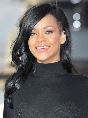 Rihanna S New Black Hair Pics Of Rihanna