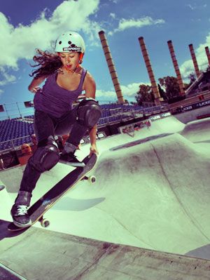 Pro Skateboarder Lizzie Armanto - Lizzie Armanto Bio