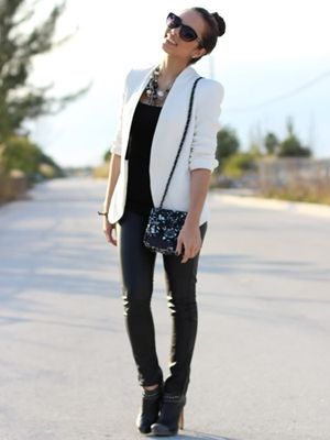 white blazer winter outfits