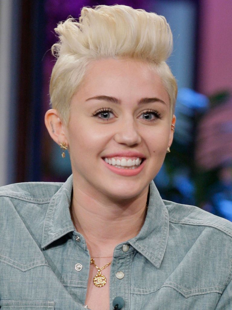 Miley Cyrus Beauty Makeover – Pics of Miley Cyrus