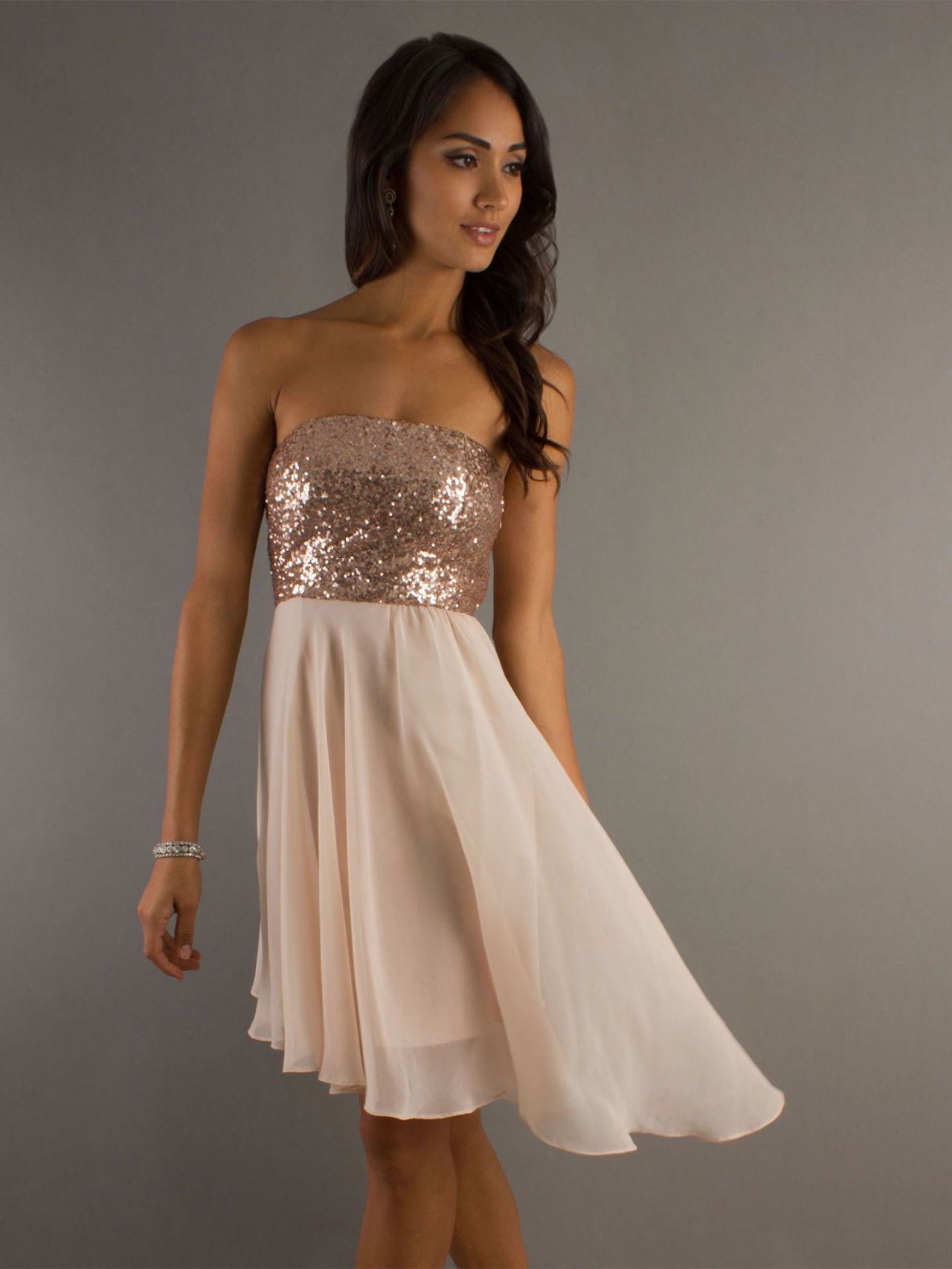 champagne dresses for damas