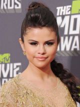 Selena Gomez Glam Beauty