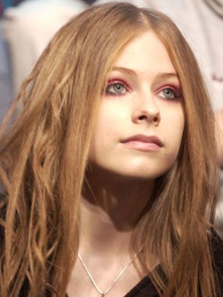Avril Lavigne - 2003