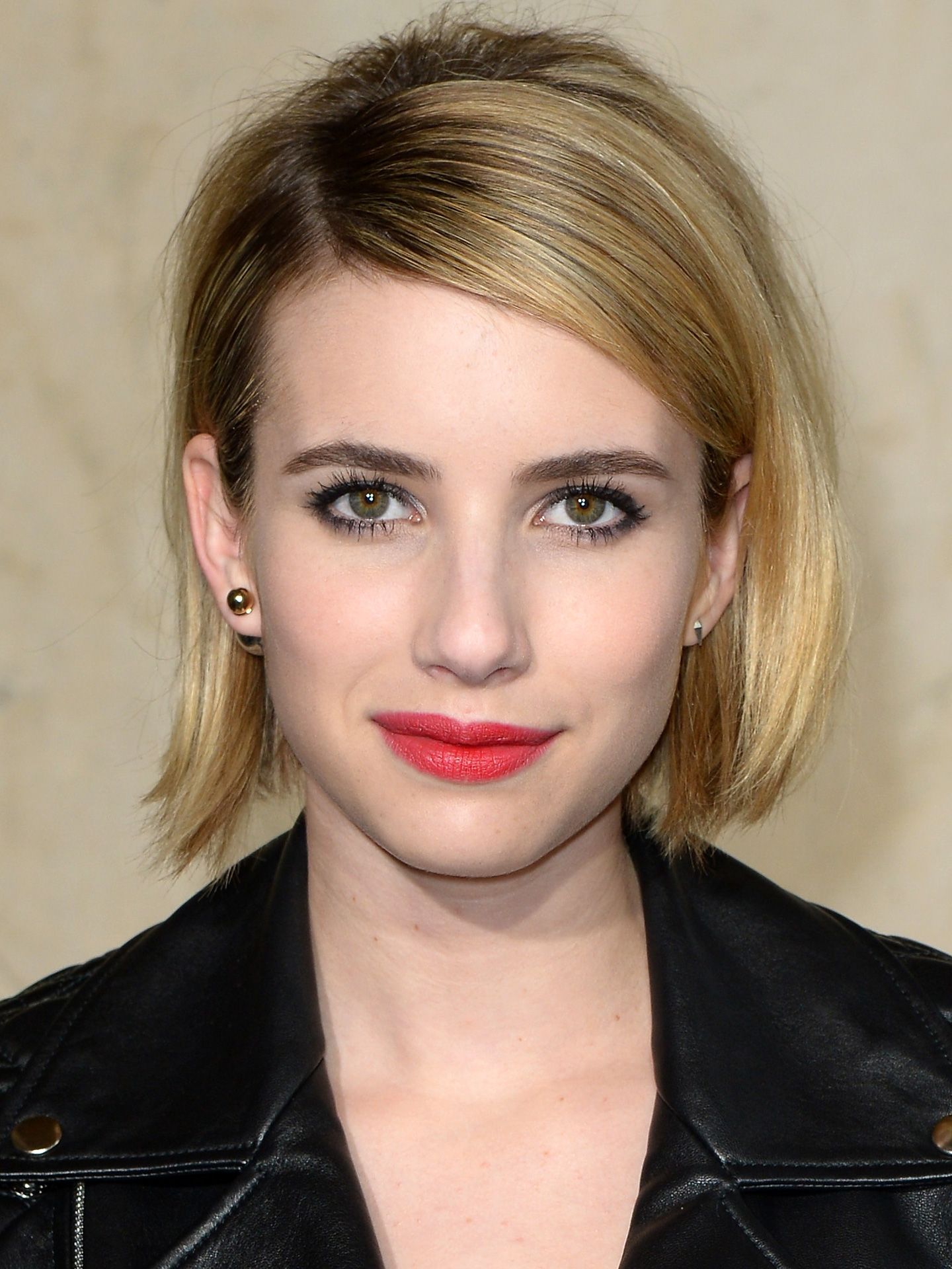 Latest Celebrity Haircut - Emma Roberts Hairstyles