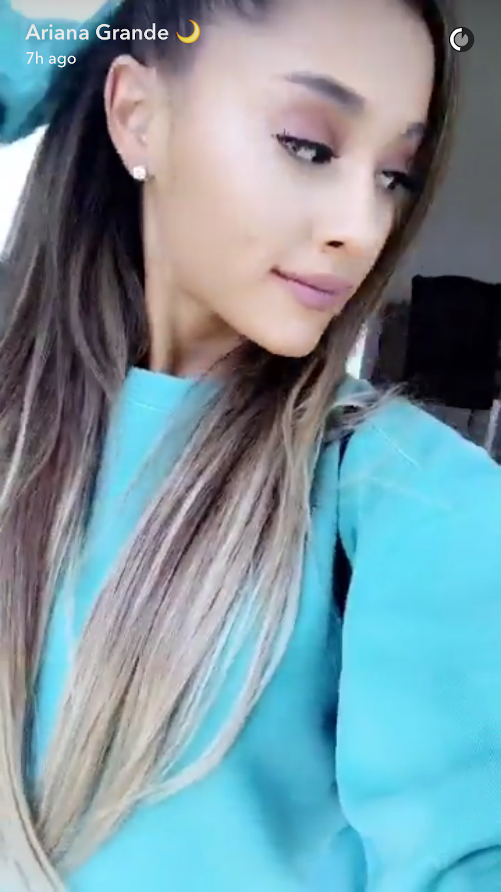 1000px x 1779px - BREAKING: Ariana Grande Just Bleached Her Hair