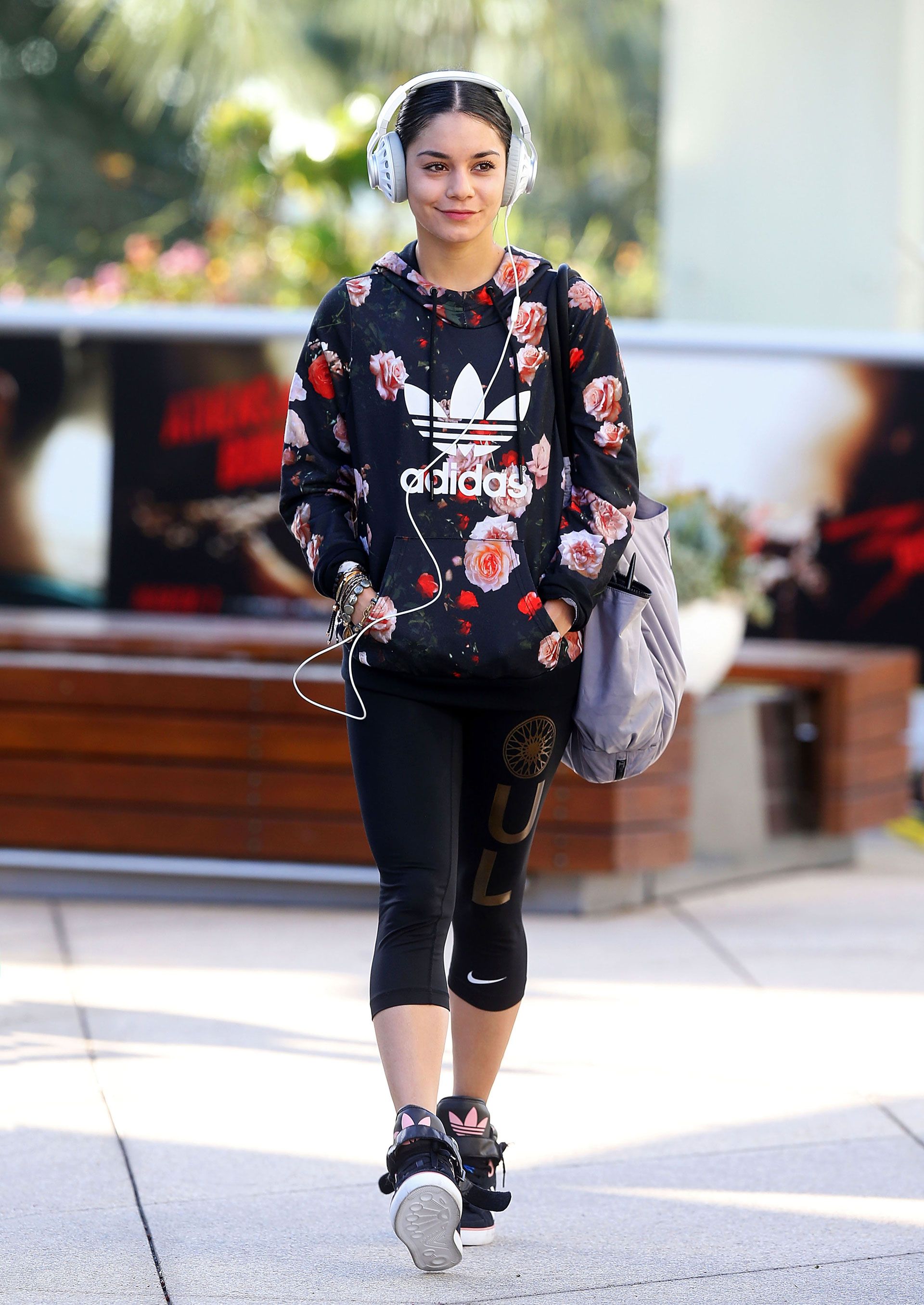 Celebrity Workout Clothes - What to Wear While Working Out