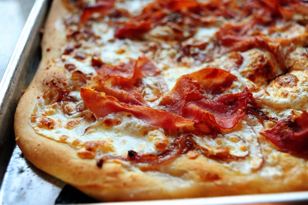 Caramelized Onion & Prosciutto Pizza