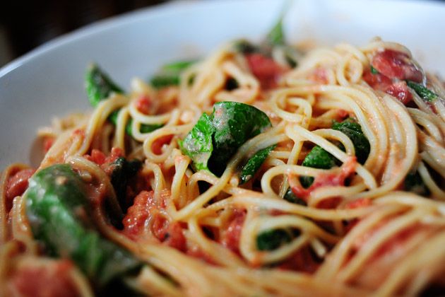 Pasta With Tomato-Blue Cheese Sauce