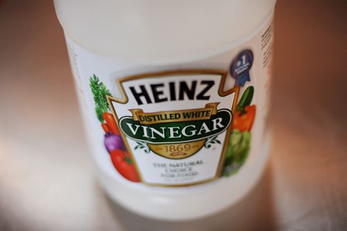 White vinegar store hair rinse