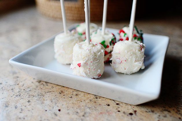 Christmas Cake Pops