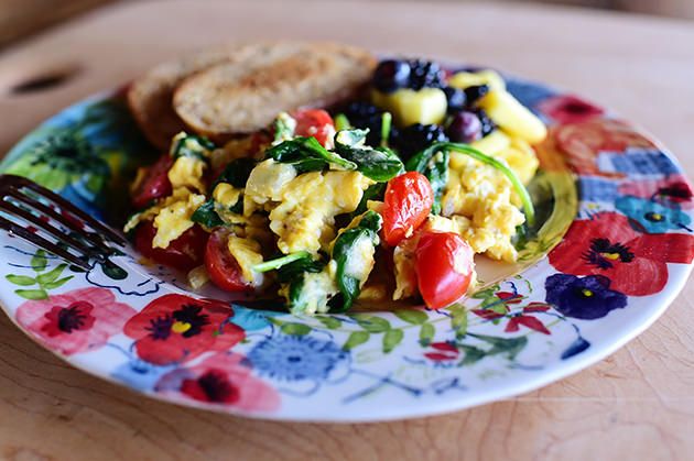 zapped scrambled eggs with veggies