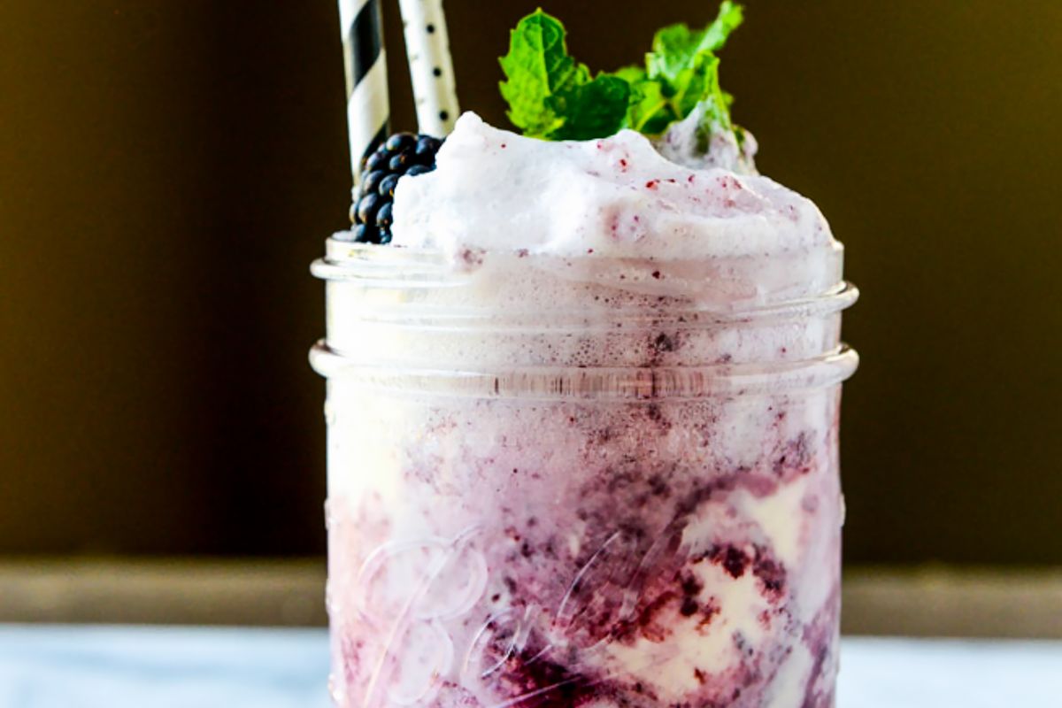 Blackberry Soda Float on The Pioneer Woman: Food & Friends. (Recipe and post from Jessica Merchant of How Sweet It Is)