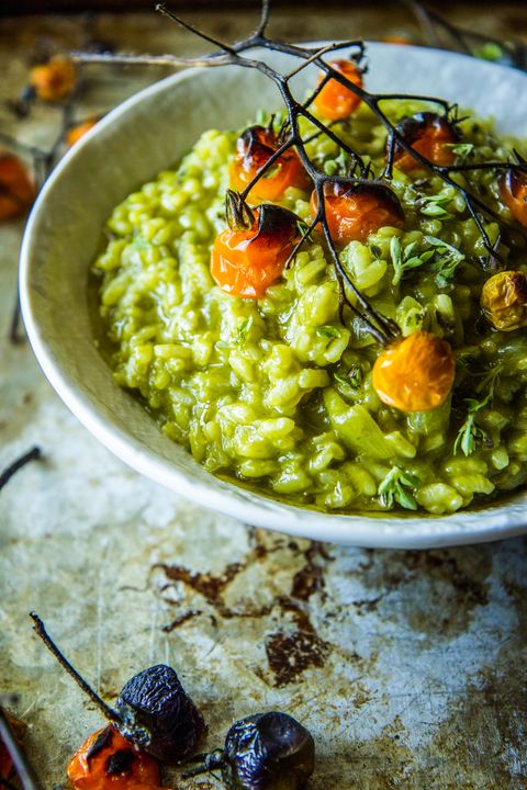Spinach Basil Pesto Risotto on The Pioneer Woman: Food & Friends. (Recipe and post from Heather Christo)