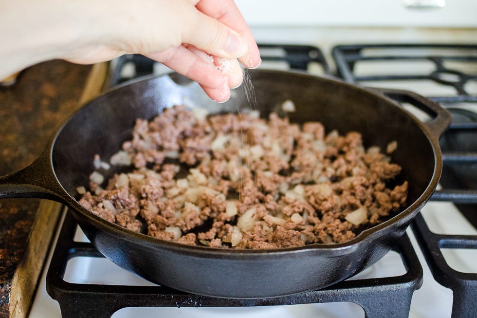 Cast Iron Skillet Bacon Cheeseburger Bomb Recipe - Adventures of a