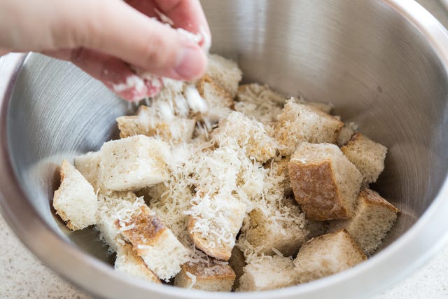 How to Make Croutons - The Best Way to Make Homemade Croutons