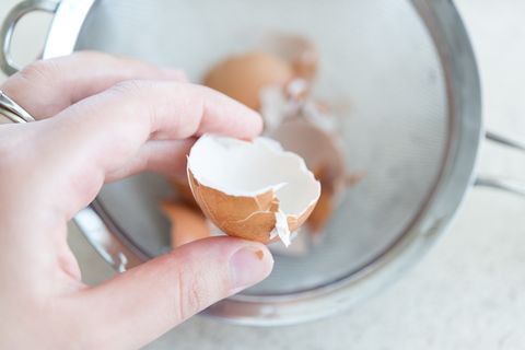 Perfect Easy-to-Peel Hard-boiled Eggs