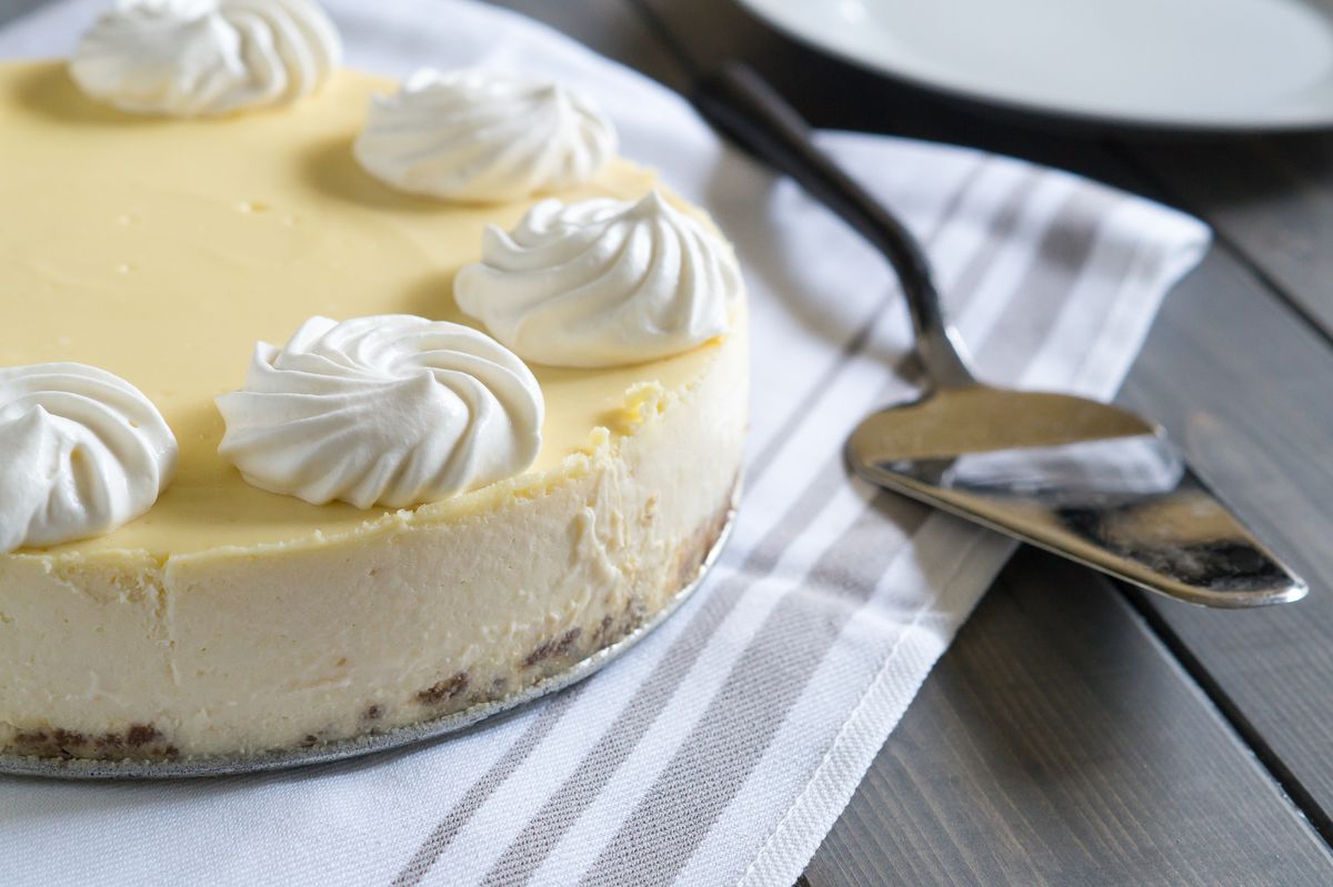 Classic Cheesecake with a Gingersnap Cookie Crust