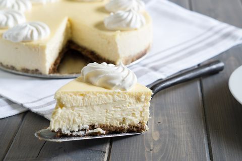 Classic Cheesecake with a Gingersnap Cookie Crust