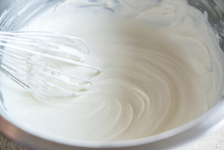 4 Ways to Make Whipped Cream