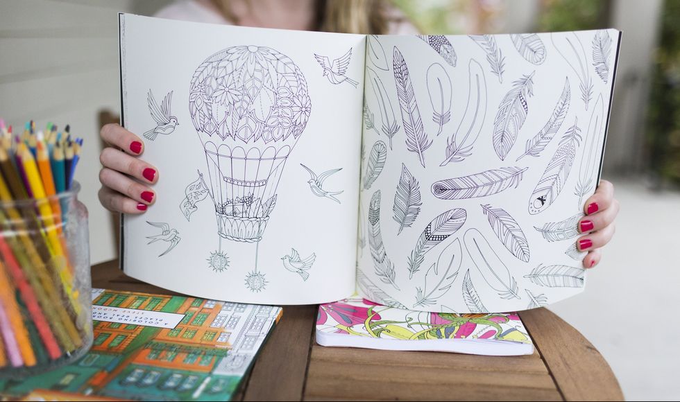 16 Pages Stress-Relief Coloring Book For Adults And Students To Do Creative  Diy Painting
