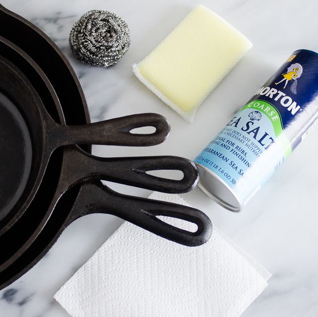3 ways to clean a cast iron skillet