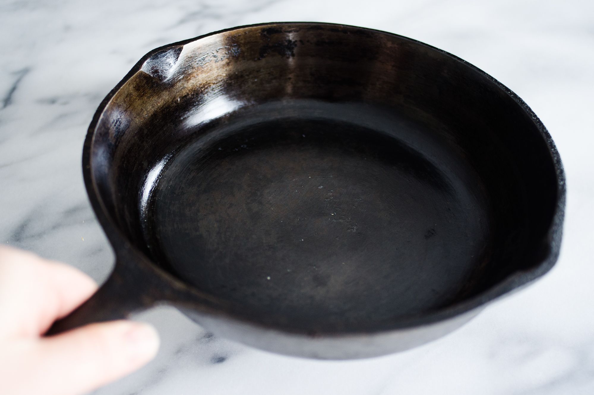 How to Clean a Cast Iron Skillet 🧼 Despite what people say, you can c