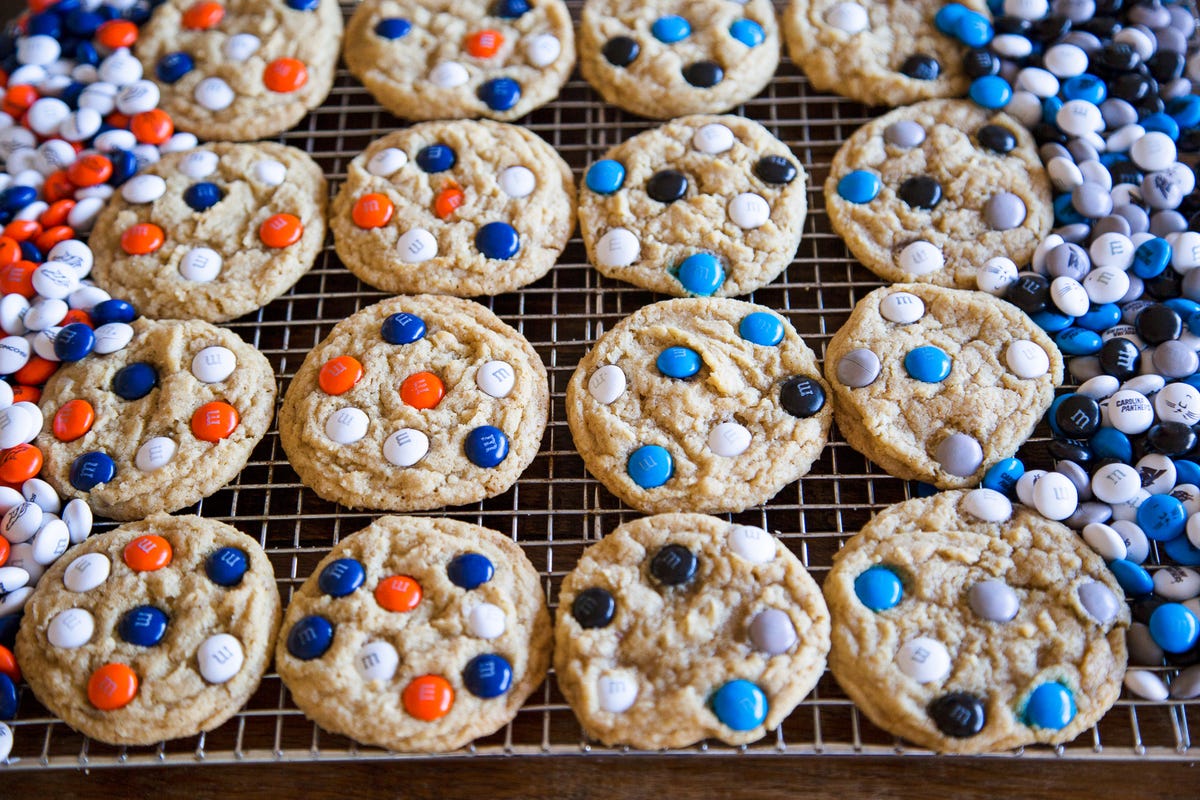 The Food Librarian: Pioneer Woman's Monster Cookies with M&Ms