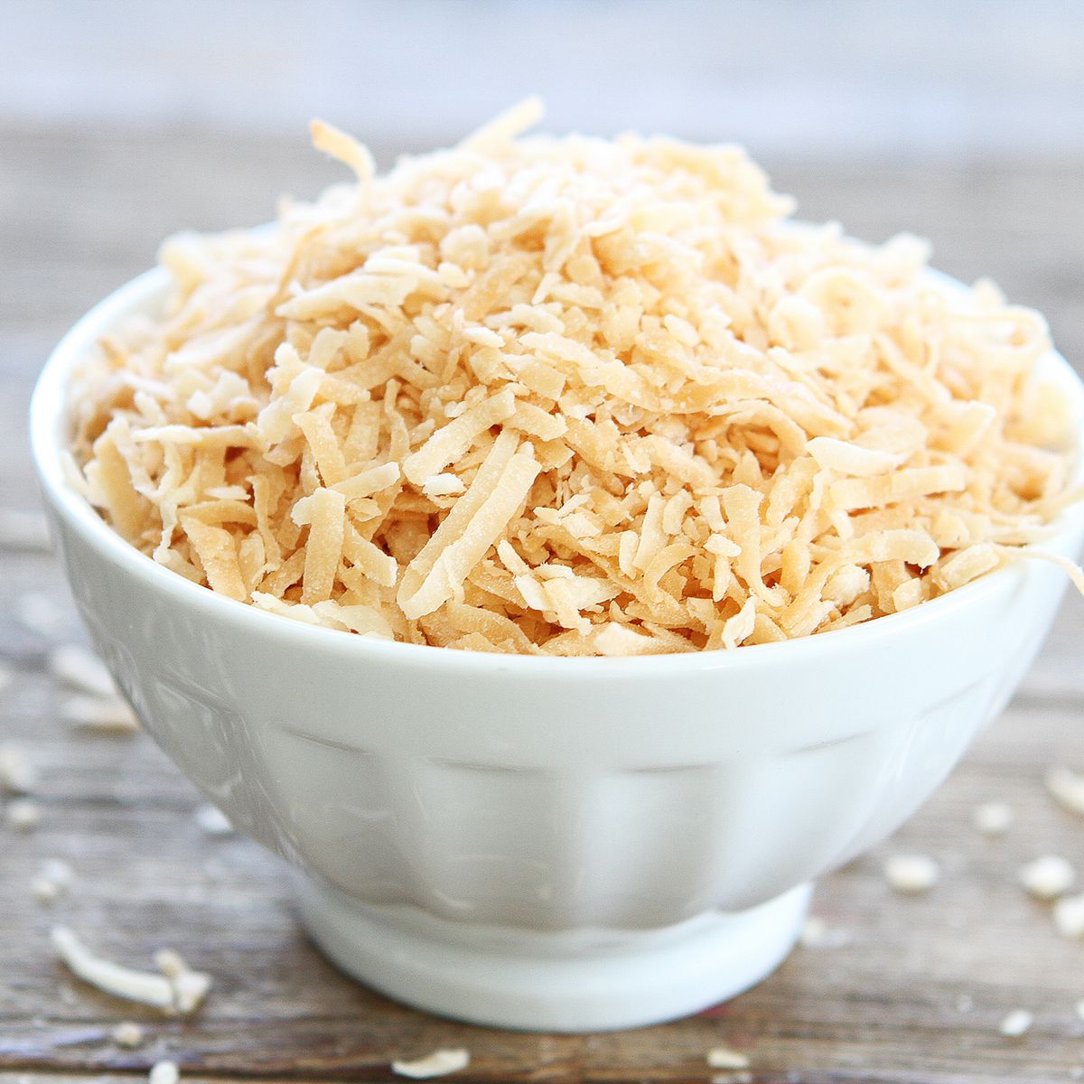 10 Minute Toasted Coconut Chips