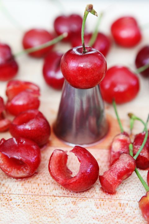 How to Pit a Cherry with a Frosting Tip