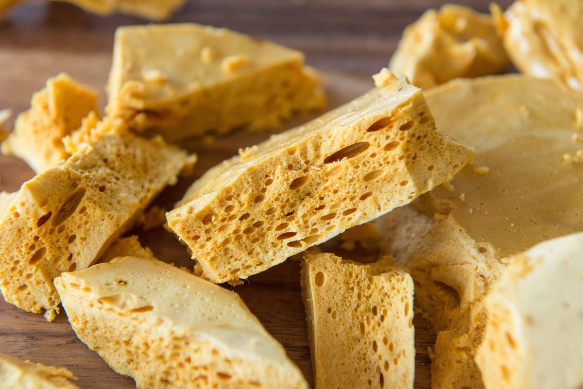 Homemade Honeycomb Candy