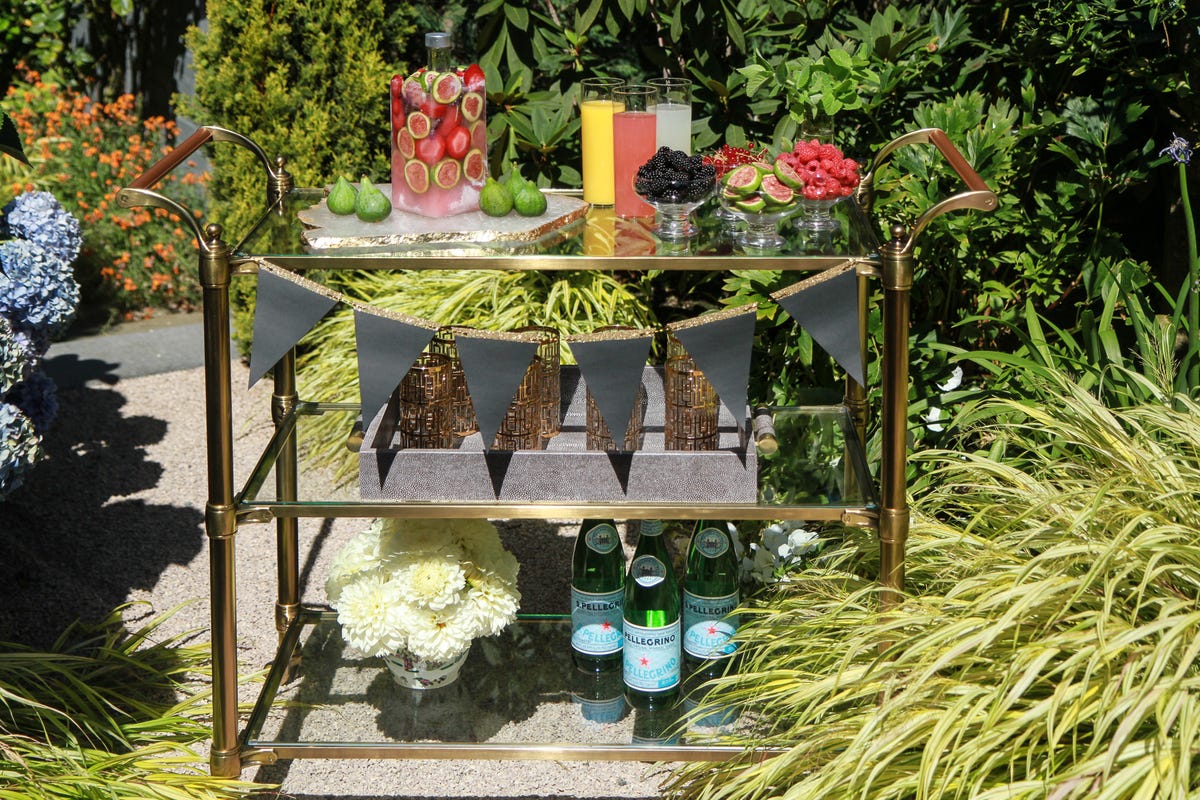 Easy DIY Holiday Drink Station Soda Bar Tablescape