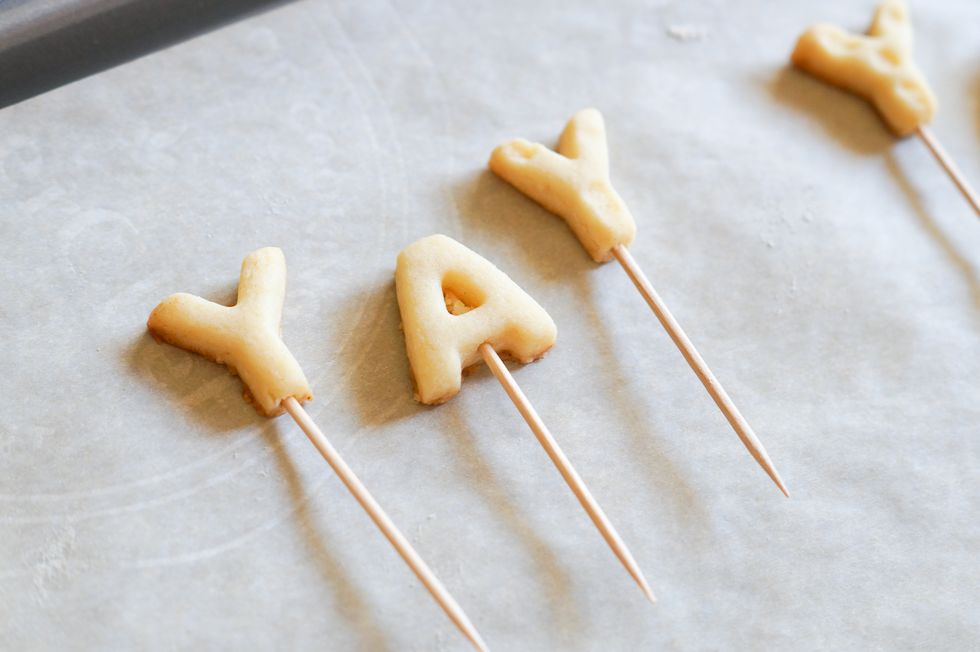 How to Make Cookies on a Stick