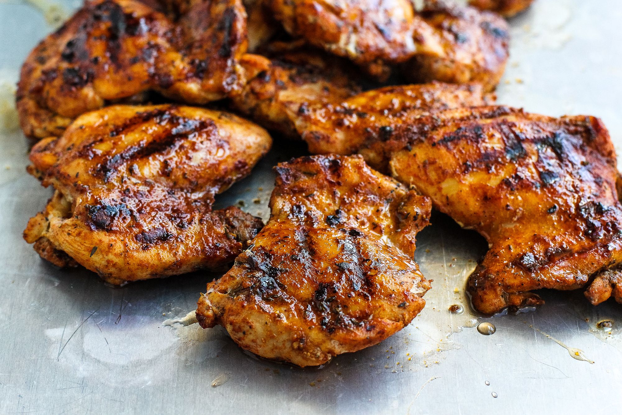https://hips.hearstapps.com/thepioneerwoman/wp-content/uploads/2016/09/spice-rubbed-grilled-chicken-00.jpg