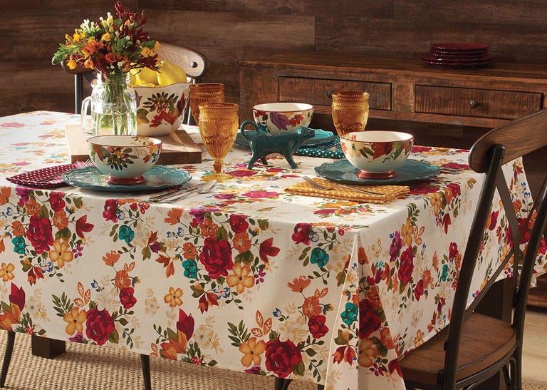 PW Fall Linens: A Fun Giveaway (Winners!)