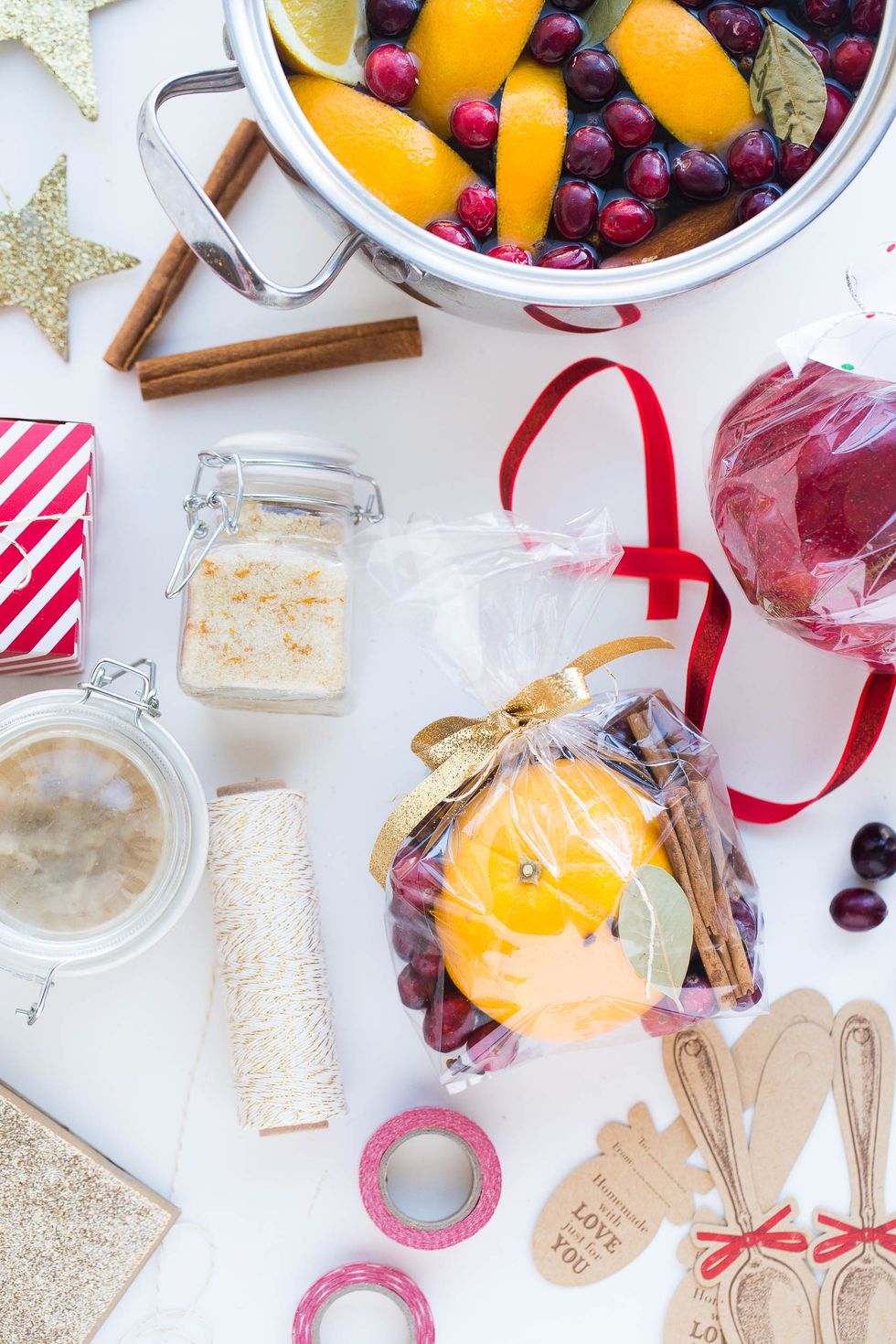 Easy Gift Ideas from Your Kitchen!
