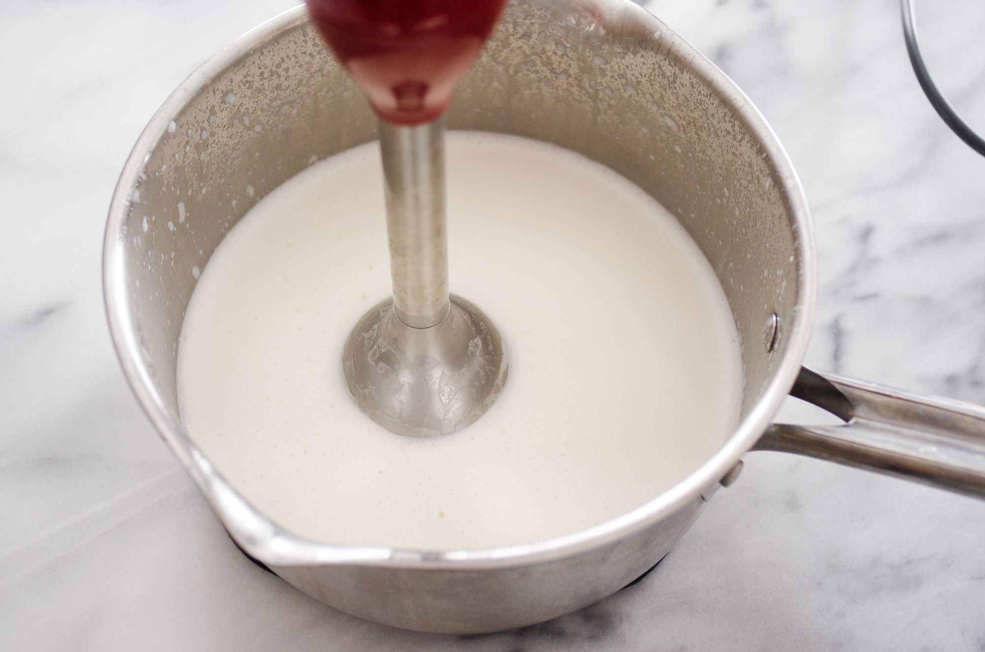 How to Froth Milk With or Without a Frother