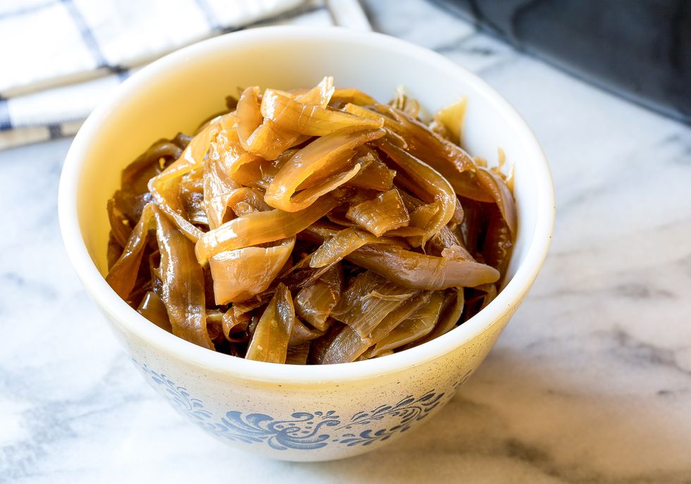 How to Make Slow Cooker Caramelized Onions