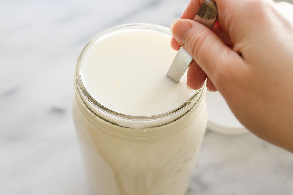 How to Make Yogurt and Greek Yogurt