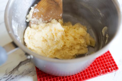 How to Make Cream Puffs